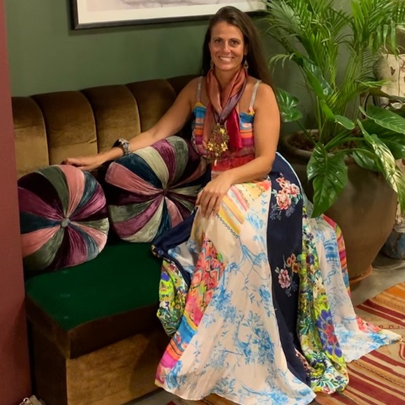 Meet your Posher, Lisa - Picture 5 of 6